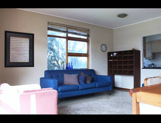 2 bed property to rent in ROSEBANK